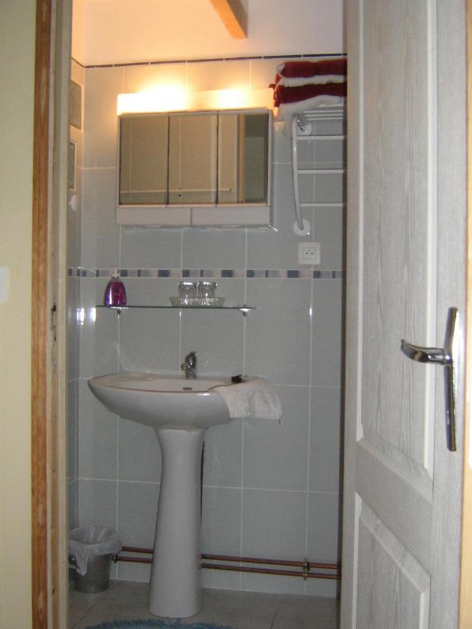 Chambres&Studios Château Saint Vincent Bazas Quarto foto